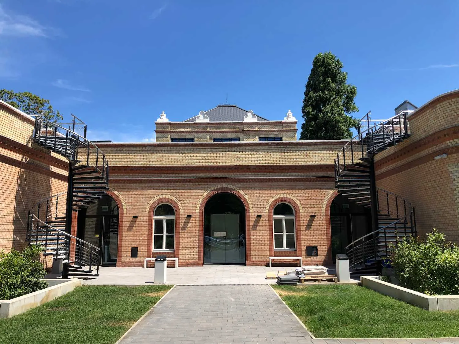 Országos Restaurálási és Raktározási Központ — 3